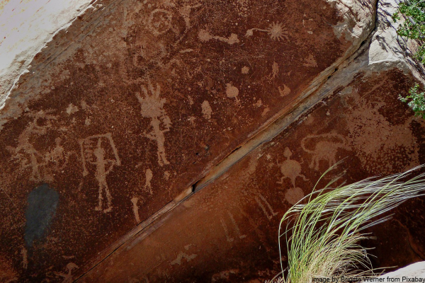 petroglyph-55507_1280.png