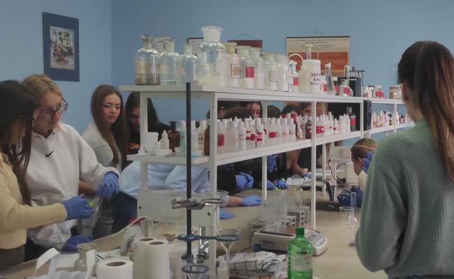 farmaceutska-skola.jpg